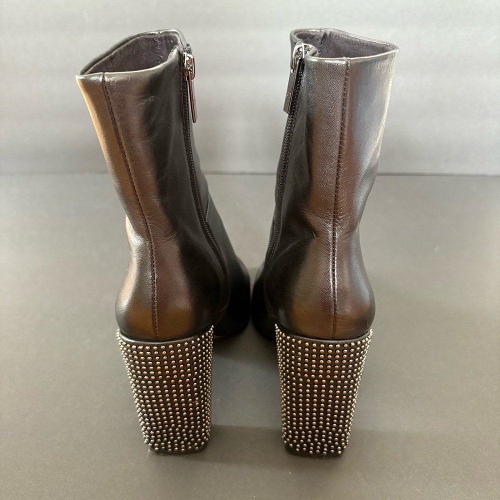 Halston Moyen Elegant Black Leather Ankle Boots Studded Heel Formal Career 6 - Picture 3 of 9